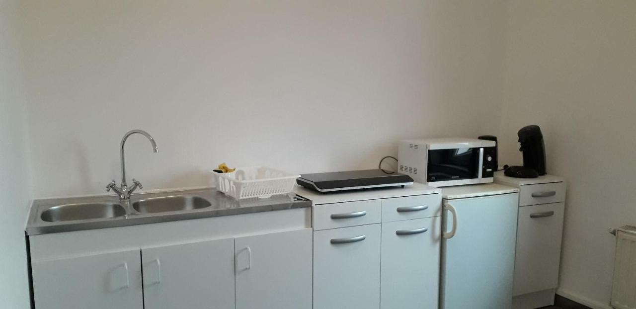 Appart Comme Chez Soi Pusignan Екстер'єр фото