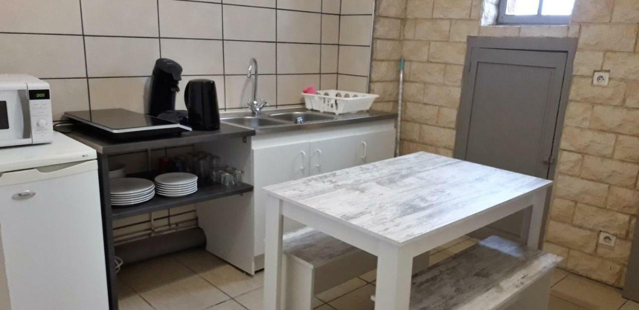 Appart Comme Chez Soi Pusignan Екстер'єр фото